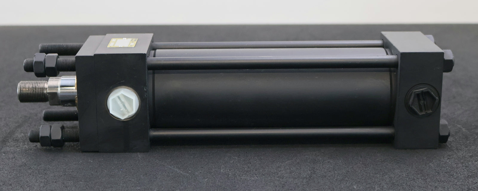 Bild des Artikels PARKER-Hydraulikzylinder-CTBHMIRZ14MC-M1100-Ø-63x180mm-max.-210bar-gebraucht