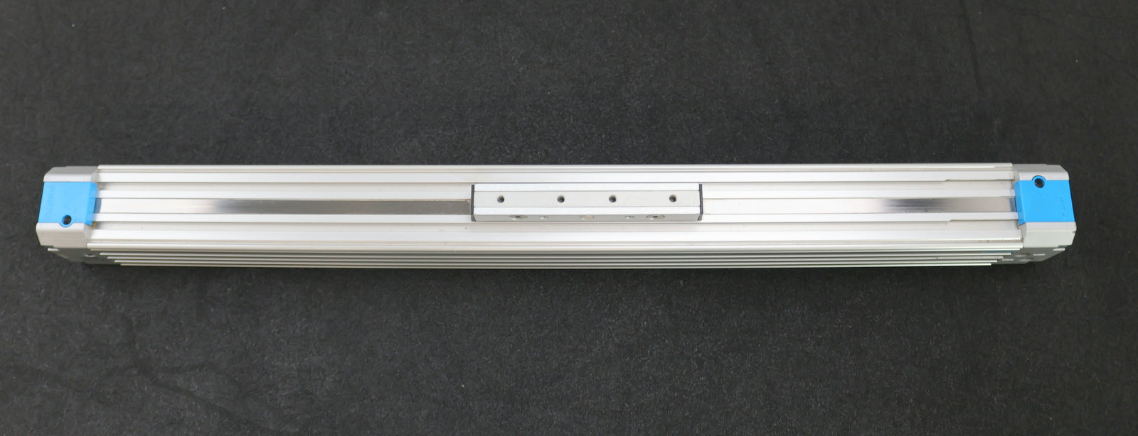 Bild des Artikels FESTO-Linearantrieb-DGP-32-380-PPV-A-B-Mat.Nr.-161781-KolbenØ-32mm-Hub-380mm