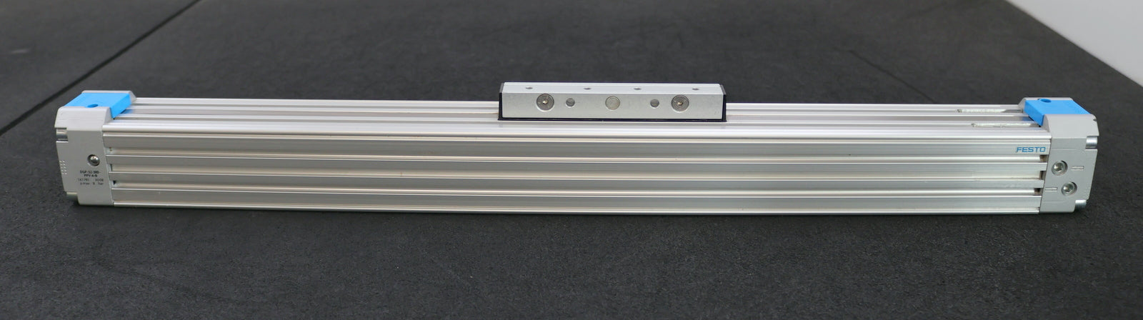 Bild des Artikels FESTO-Linearantrieb-DGP-32-380-PPV-A-B-Mat.Nr.-161781-KolbenØ-32mm-Hub-380mm