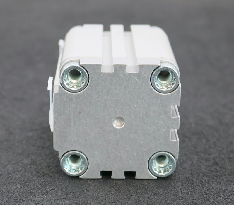 Bild des Artikels FESTO-Kompsktzylinder-ADVU-50-60-A-P-A-Mat.Nr.-156643-KolbenØ-50mm-Hub-60mm