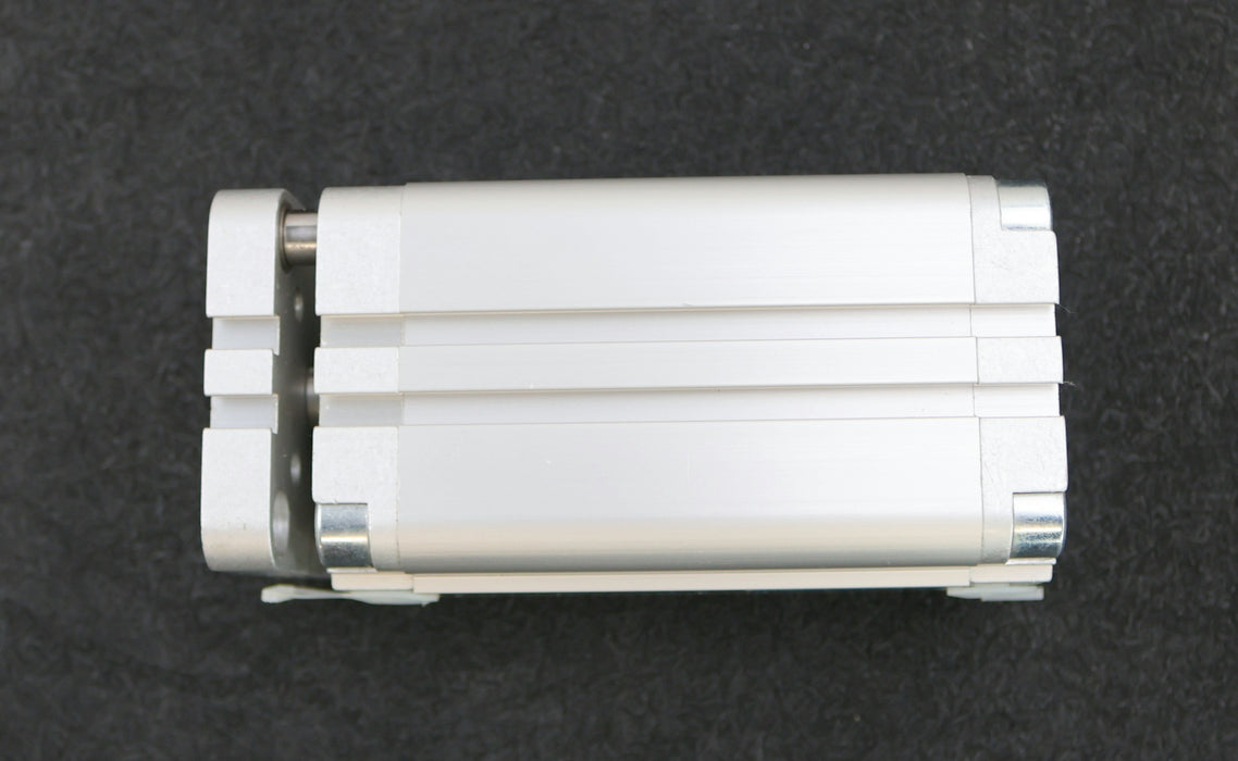 Bild des Artikels FESTO-Kompsktzylinder-ADVUL-50-80-P-A-Mat.Nr.-156902-KolbenØ-50mm-Hub-80mm