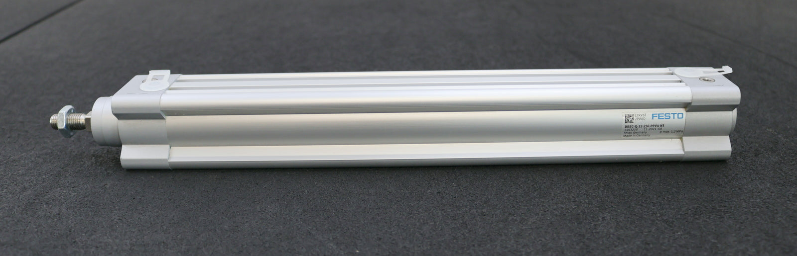 Bild des Artikels FESTO-Normzylinder-DSBC-Q-32-250-PPVA-N3-Mat.Nr.-1463250-KolbenØ-32mm-Hub-250mm