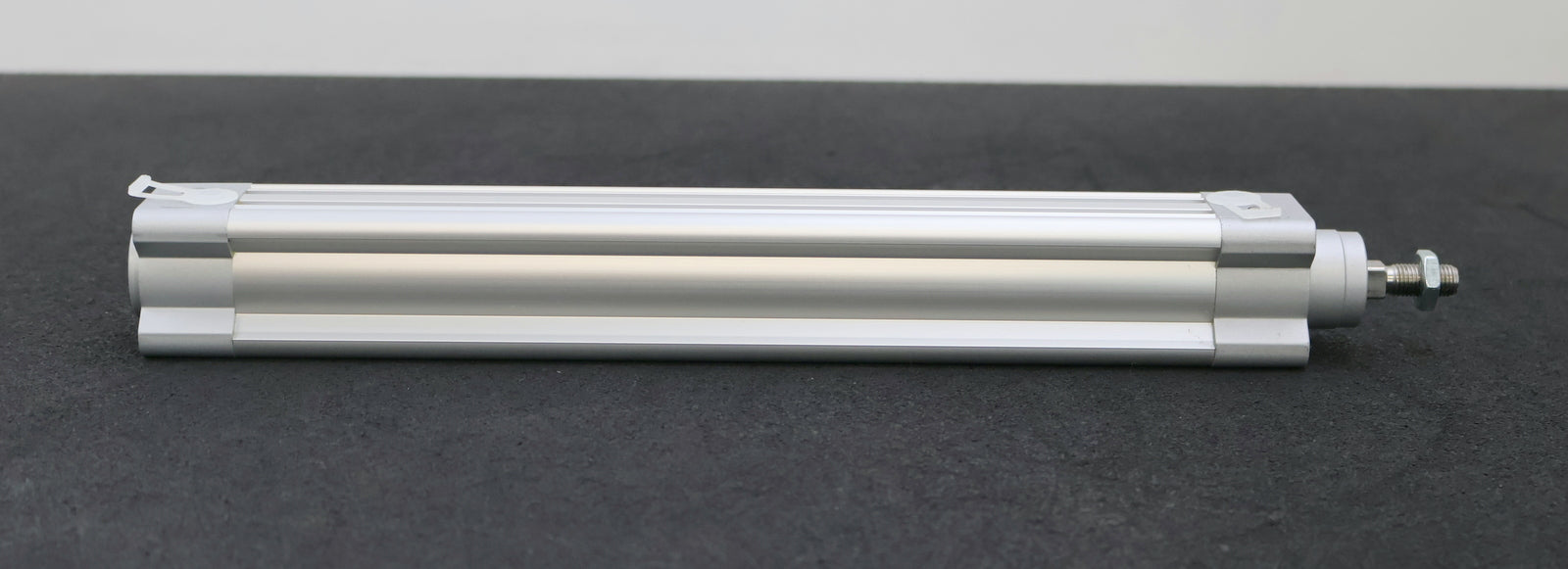 Bild des Artikels FESTO-Normzylinder-DSBC-Q-32-250-PPVA-N3-Mat.Nr.-1463250-KolbenØ-32mm-Hub-250mm