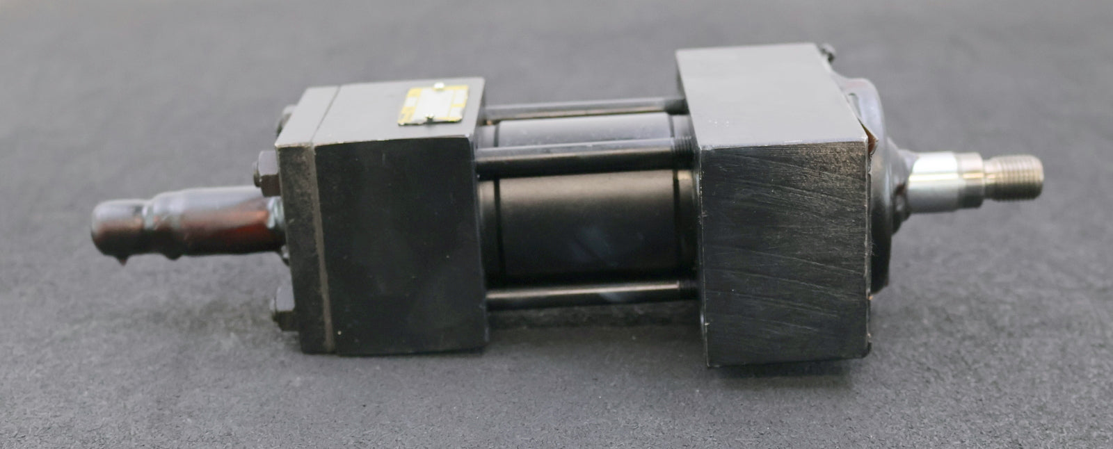 Bild des Artikels PARKER-Hydraulikzylinder-KJJHMIRZ14M14M-M1400-Ø-40x25mm-max.-210bar-gebraucht