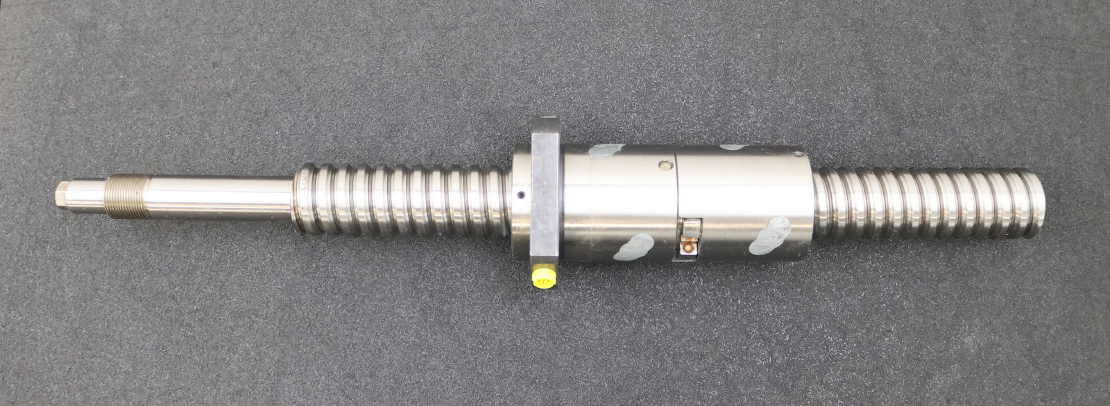 Bild des Artikels SZMICRON-Kugelrollspindel-mit-einer-Mutter-40*10-Typ-111.70018.00-SpindelØ-40mm