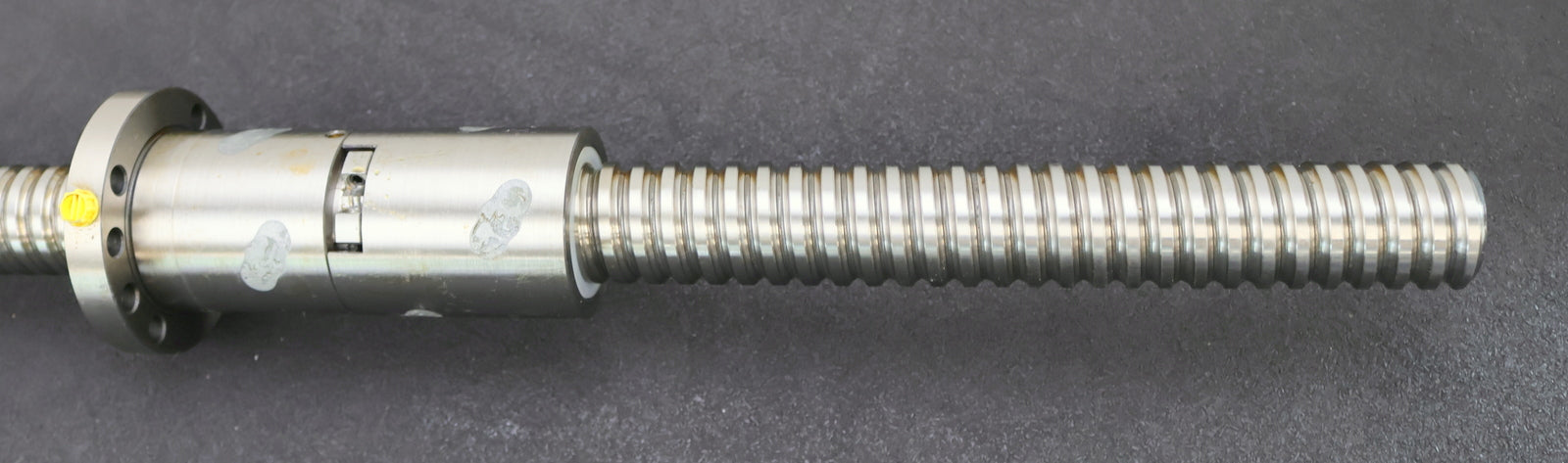 Bild des Artikels SZMICRON-Kugelrollspindel-mit-einer-Mutter-Typ-05-1194-0005-SpindelØ-40mm