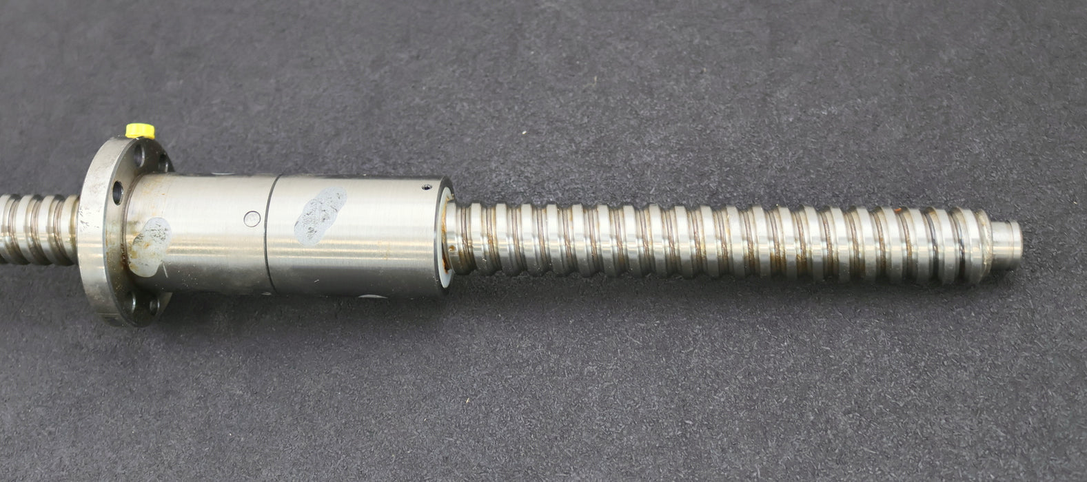 Bild des Artikels SZMICRON-Kugelrollspindel-mit-einer-Mutter-Typ-05-1196-0017-SpindelØ-30mm