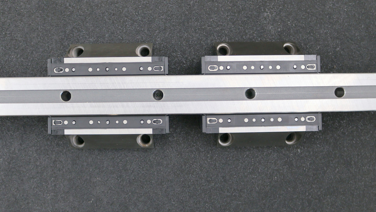 Bild des Artikels INA-Rollenumlaufeinheit-mit-2-Führungswagen-KWSE35-G3-V2-A.1320.4500-Länge-999mm