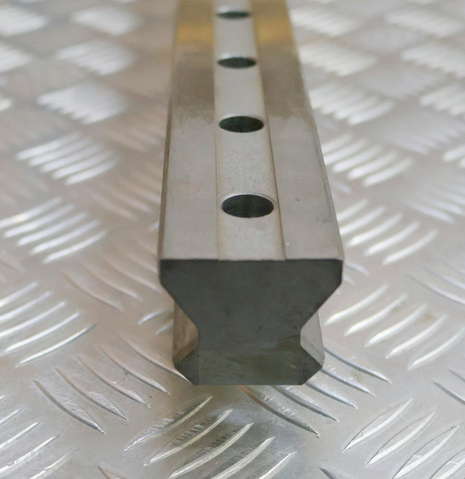 Bild des Artikels INA-Rollenumlaufeinheit-mit-2-Führungswagen-RWU45-E-L-G1-V3-A.1320.4383