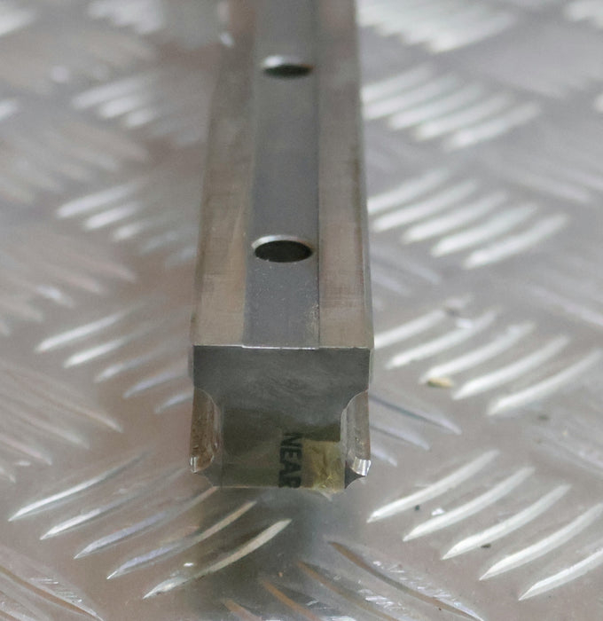 Bild des Artikels INA-Rollenumlaufeinheit-mit-2-Führungswagen-KWSE30-V2-A.1320.4385-Länge-135cm