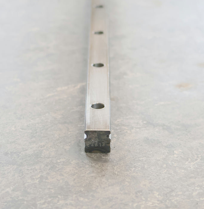 Bild des Artikels IKO-Führungsschiene-LWHT-15-R1320-B-T1-H-Länge-1320mm-unbenutzt