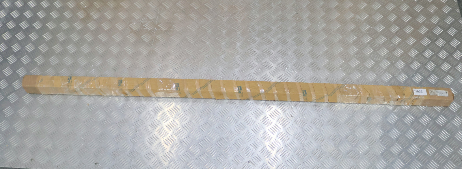 Bild des Artikels REXROTH-Rollenschiene-Roller-Rail-MNR:-R180556861-Länge-1560mm-unbenutzt