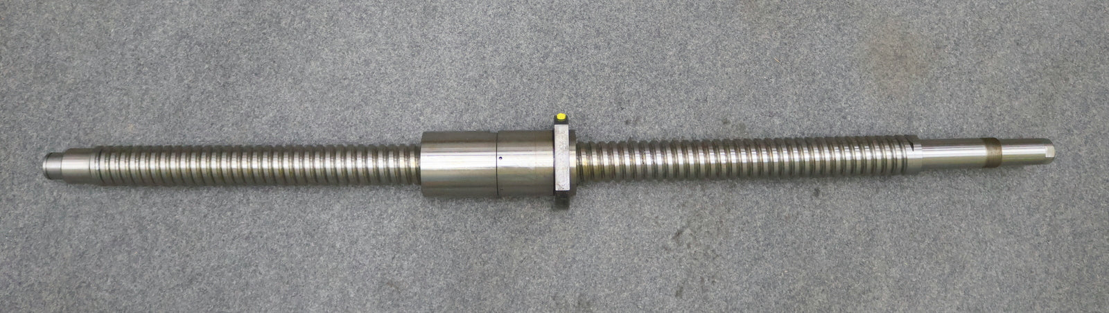 Bild des Artikels SZMICRON-Kugelrollspindel-mit-einer-Mutter-Typ-10-6710-0021-SpindelØ-60mm