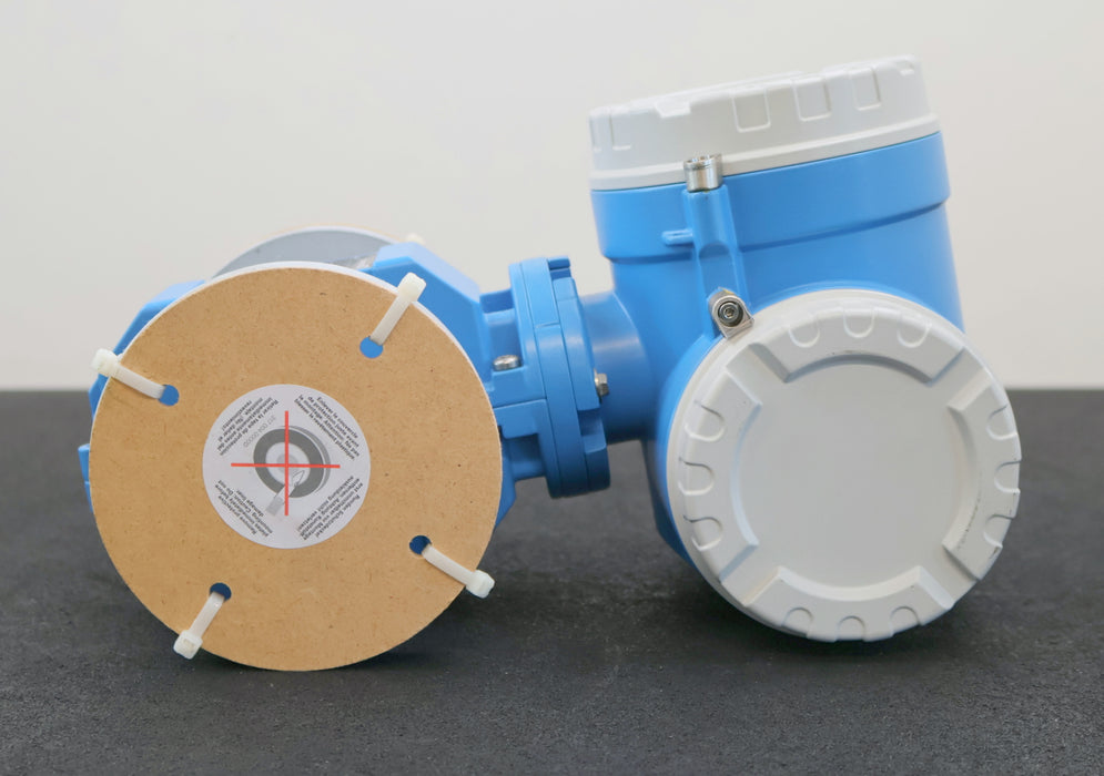 Bild des Artikels ENDRESS+HAUSER-PROMAG-P-Durchflussmessgerät-Order-Code-50P32-EA0A1AA0A7AA-DN32