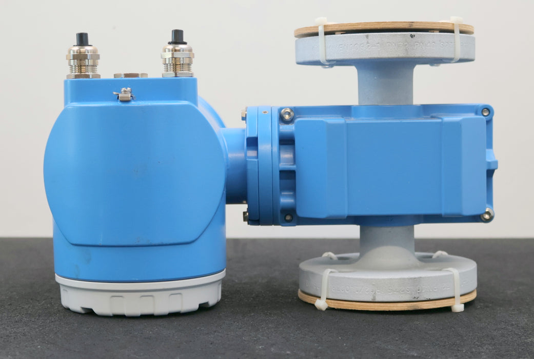 Bild des Artikels ENDRESS+HAUSER-PROMAG-P-Durchflussmessgerät-Order-Code-50P32-EA0A1AA0A7AA-DN32
