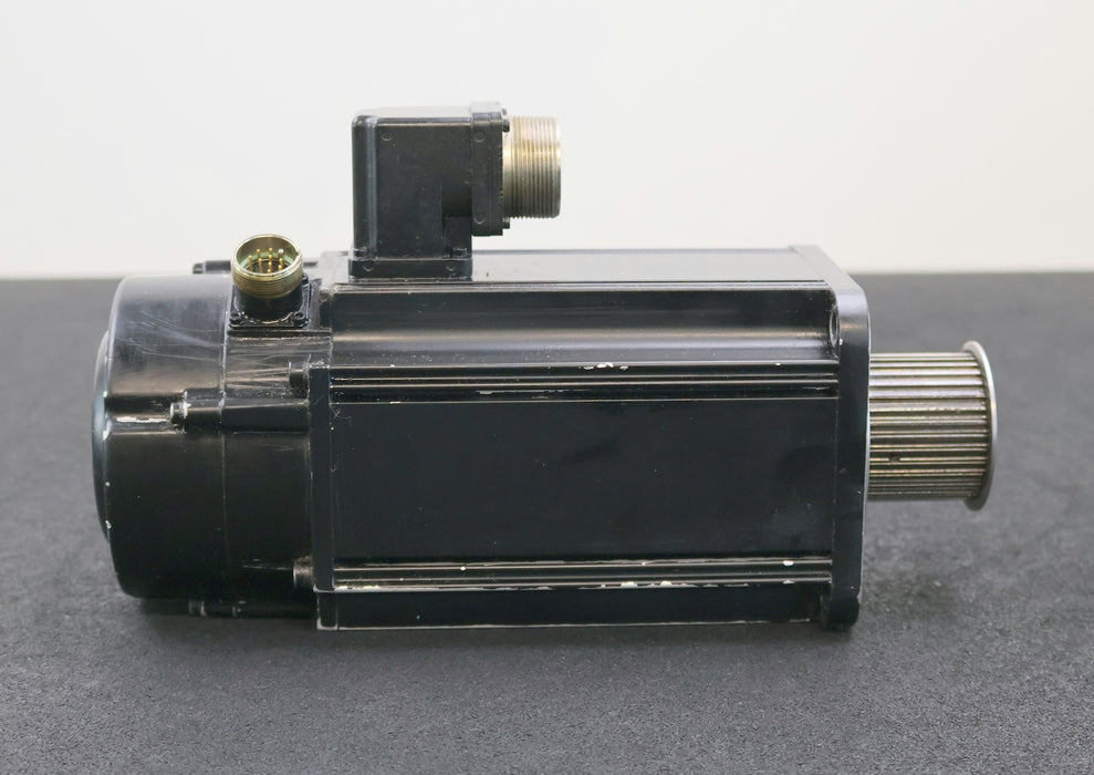 Bild des Artikels INDRAMAT-Servomotor-MAC071B-0-TS-2-F/095-A-0-Nr.-234733-n=-3000U/min-4,4Nm-7,3A