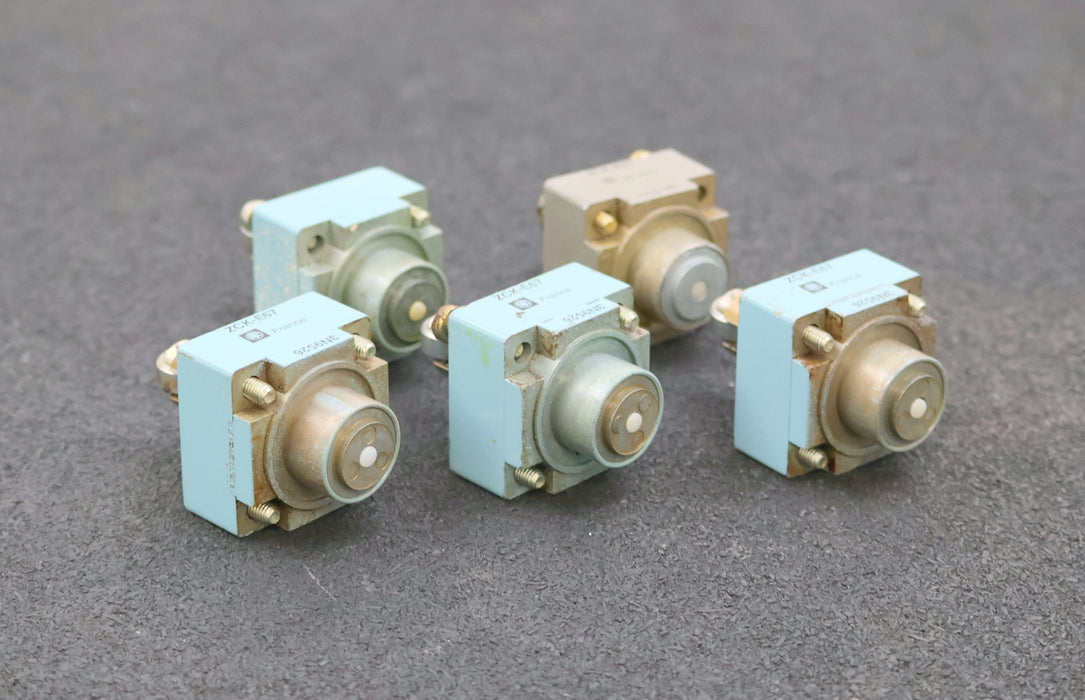 Bild des Artikels TELEMECANIQUE-5x-Antriebskopf-ZCK-E67-gebraucht