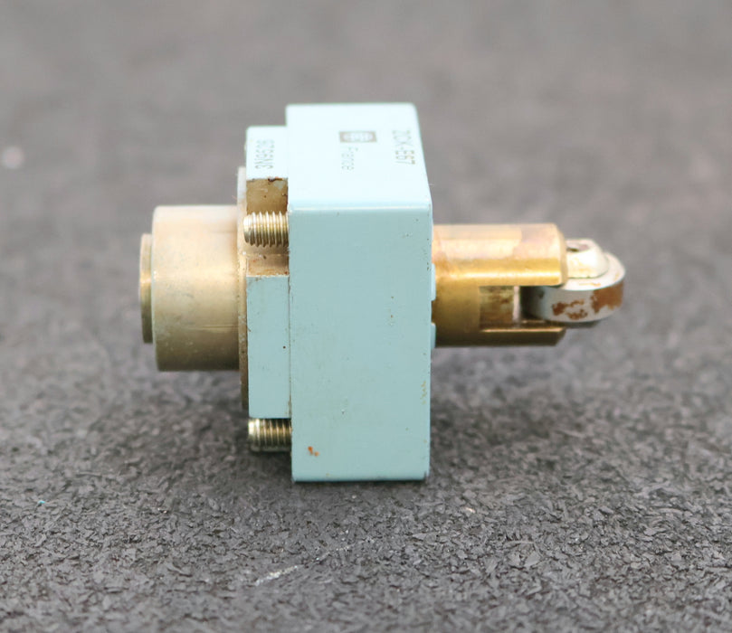 Bild des Artikels TELEMECANIQUE-5x-Antriebskopf-ZCK-E67-gebraucht