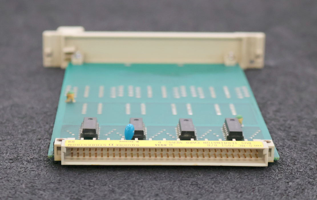Bild des Artikels SQURRE-D-Bus-Termination-card-Version-B-S-MC-7851-B/B-CL.-8934-Z.Nr.-635.001/1.2
