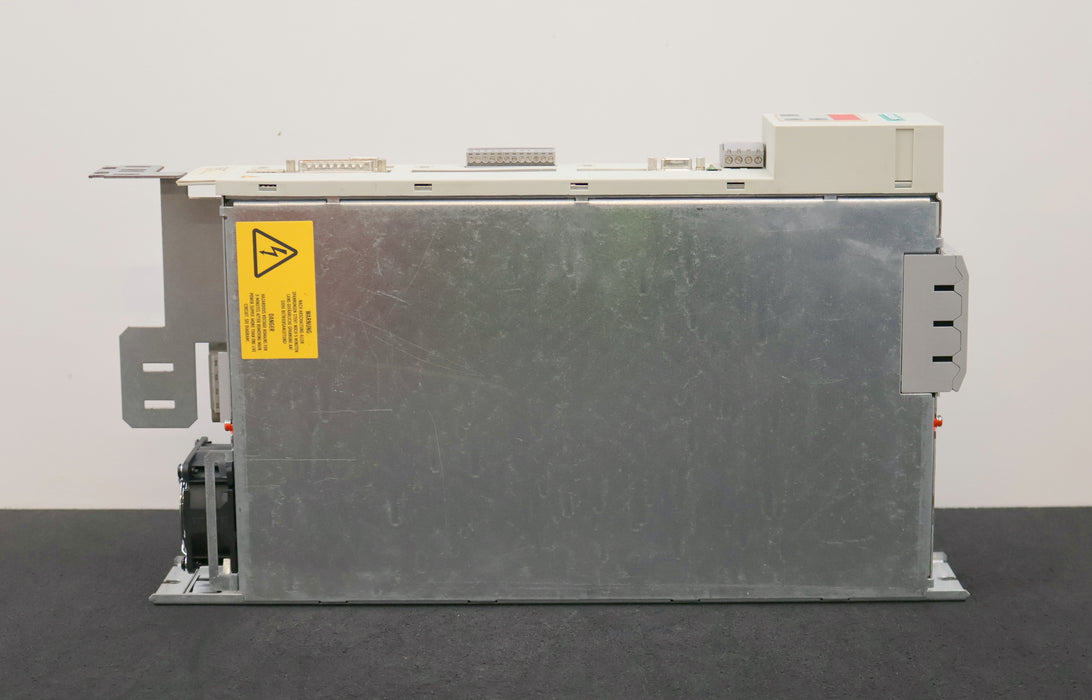 Bild des Artikels SIEMENS-MASTERDRIVES-Spannungszwischenkreisumrichter-6SE7016-0TP50-Z-Z=-G91+C43