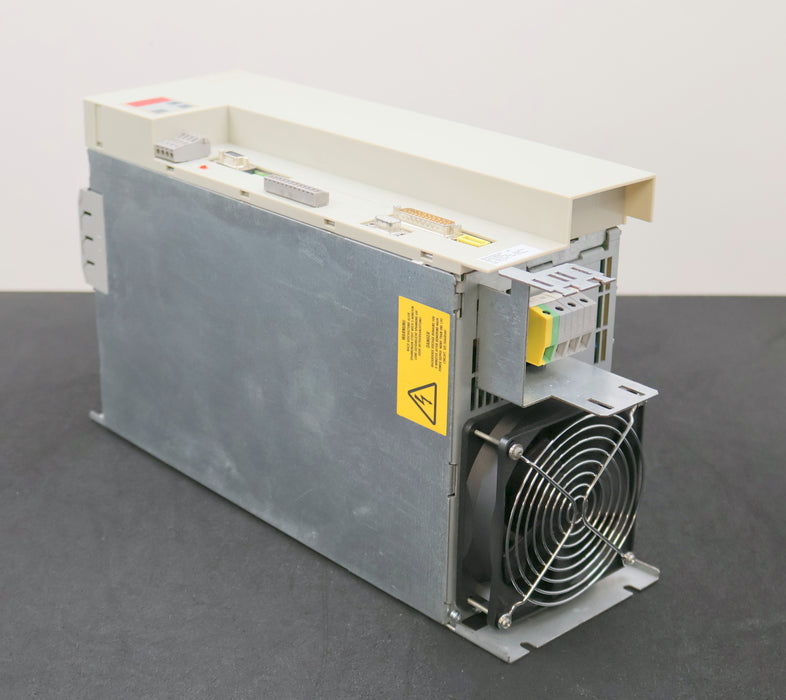 Bild des Artikels SIEMENS-MASTERDRIVES-Spannungszwischenkreisumrichter-6SE7021-8TP50-Z-Z=-G91+C43