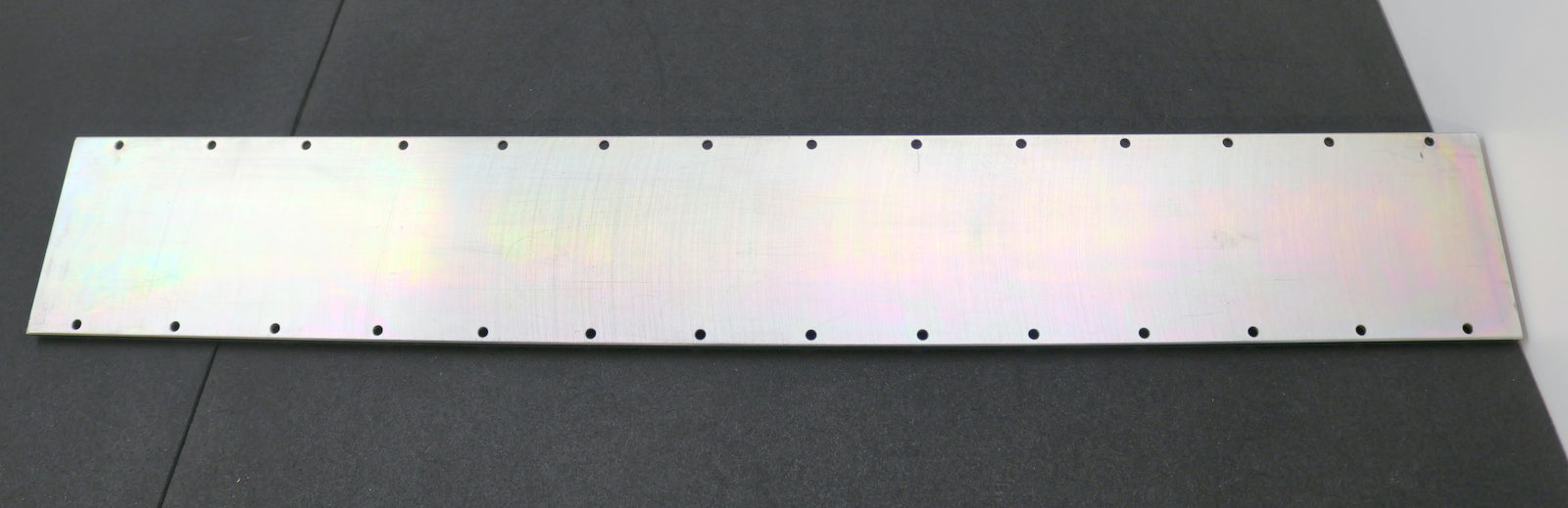 Bild des Artikels Rexroth-Motorlineal-R911276049-Zubehörteil-für-Linearmotor-LSS120-B1-1050A