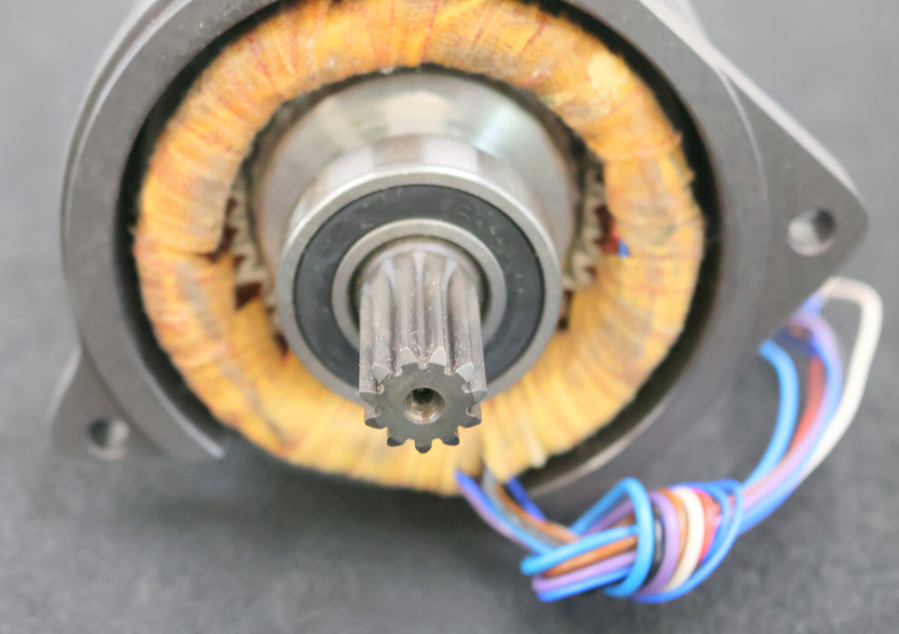 Bild des Artikels SAUTER-FEINMECHANIK-SK-989A-8p-Ident-Nr.-070810-220/380V-50Hz-720U/min-3,0/1,7A