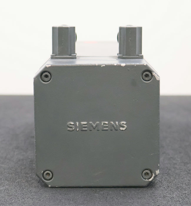 Bild des Artikels SIEMENS-Servomotor-1FT6064-1AH71-3EH1-Mo=-7,9/9,5Nm-MN=-4,3Nm-nmax=-5500U/min