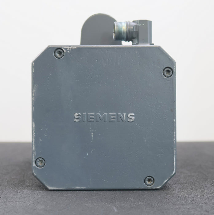 Bild des Artikels SIEMENS-Servomotor-1FT6082-1AF71-3AH1-Mo=-13Nm-MN=-10,310,4/Nm-nmax=-4400U/min