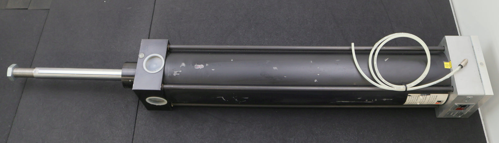 Bild des Artikels ROSS-Gewichtsausgleichs-Zylinder-HSC-RESK-7023.86-Gesamtlänge124mm-unbenutzt