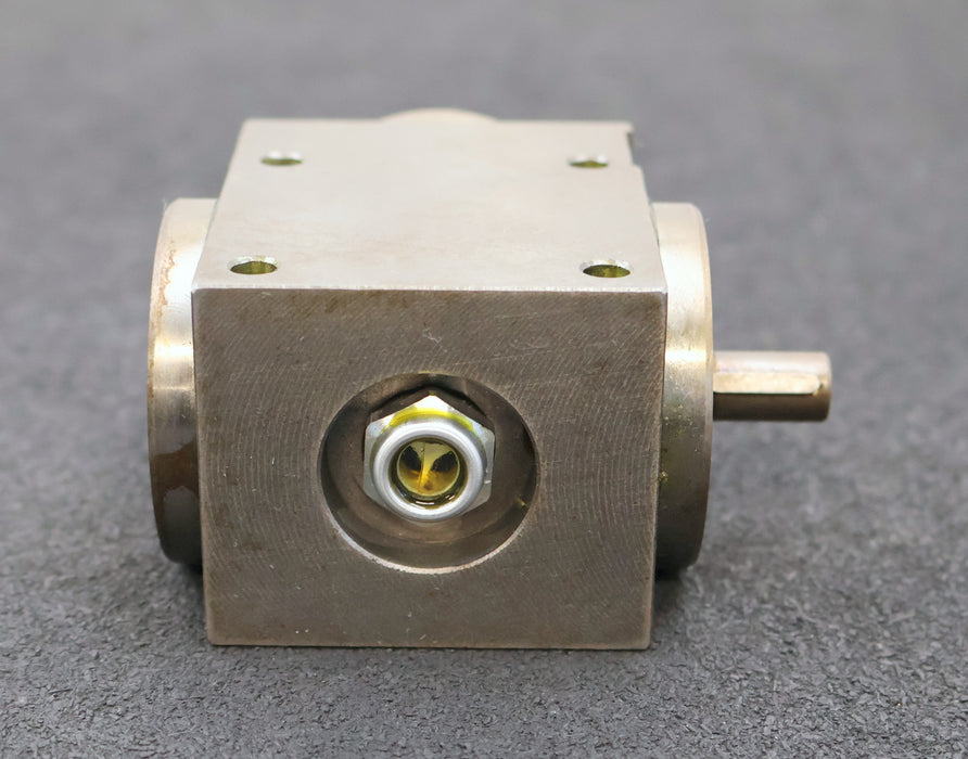 Bild des Artikels ATLANTA-Kegelrad-Winkelgetriebe-Typ-5053003-i=-1-n=-1500U/min-p=-0,38W