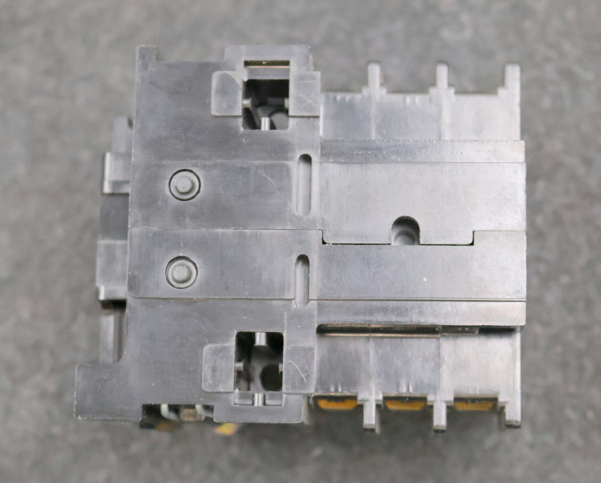 Bild des Artikels SPRECHER-&-SCHUH-Relais-CA-1-10-92V-50Hz-220-600V-16A-unbenutzt