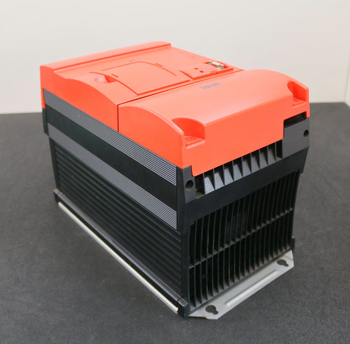 Bild des Artikels SEW-Frequenzumrichter-MOVITRAC-31C220-503-4-00-Sach-Nr.-8263108-U=-3x380-500V