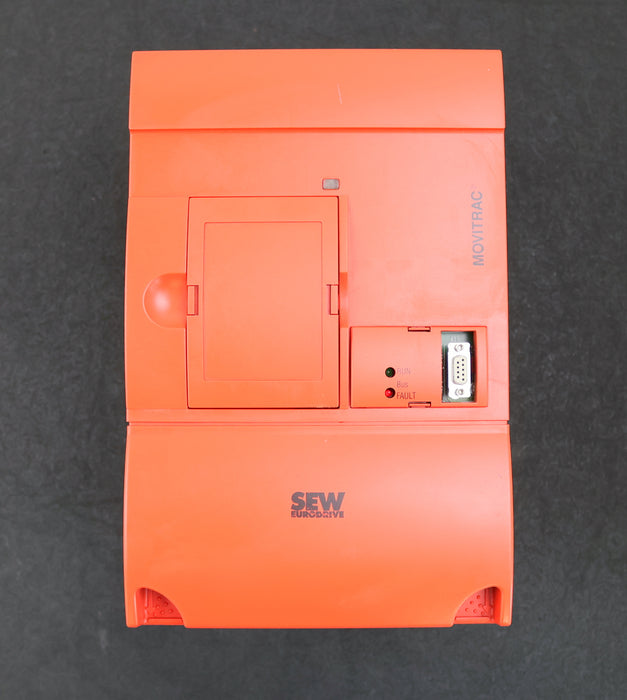 Bild des Artikels SEW-Frequenzumrichter-MOVITRAC-31C220-503-4-00-Sach-Nr.-8263108-U=-3x380-500V