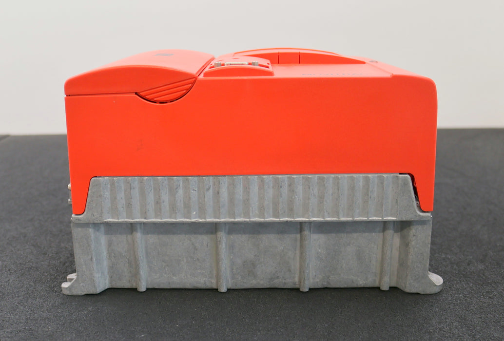 Bild des Artikels SEW-Frequenzumrichter-MOVITRAC-31C030-503-4-00-Sach-Nr.-8263353-U=-3x380-500V