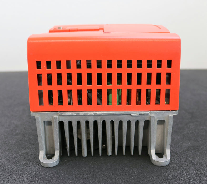 Bild des Artikels SEW-Frequenzumrichter-MOVITRAC-31C030-503-4-00-Sach-Nr.-8263353-U=-3x380-500V