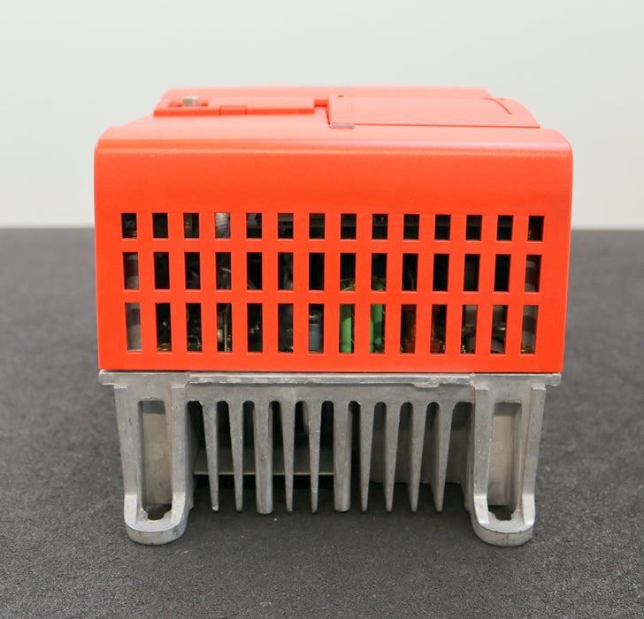 Bild des Artikels SEW-Frequenzumrichter-MOVITRAC-31C008-503-4-00-Sach-Nr.-8263329-U=-3x380-500V