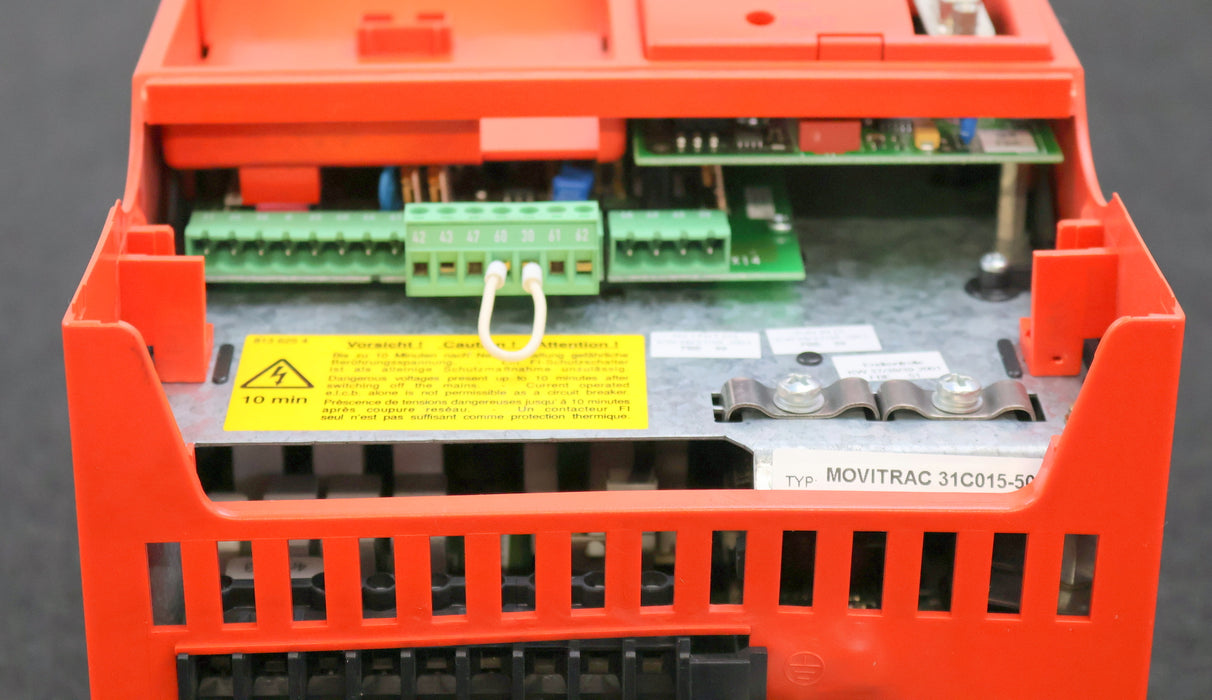 Bild des Artikels SEW-Frequenzumrichter-MOVITRAC-31C015-503-4-00-Nr.-8263337-voll-funktionsfähig