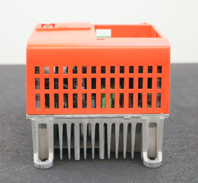 Bild des Artikels SEW-Frequenzumrichter-MOVITRAC-31C015-503-4-00-Nr.-8263337-voll-funktionsfähig