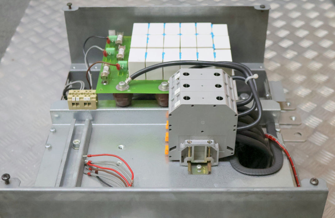 Bild des Artikels REFU-Transformator-+-Einspeisemodul-REFU-0016151-MZ01-NF12301.5-FP15253.1-oo-