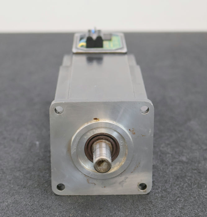 Bild des Artikels INDRAMAT-Servo-Motor-MKD041B-144-GG0-KN-Part.No.-260845-2,7Nm-7,5A-IP65