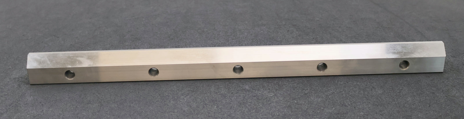 Bild des Artikels SCHNEEBERGER-Linearführung-N/O-2535-500-Gesamtlänge-500mm-mit-V-Nadellager