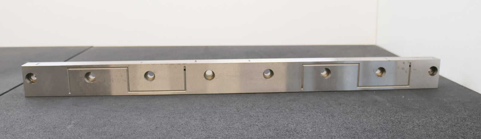 Bild des Artikels FFG-MAG-Führungsleiste-Art.Nr.-A.1320.4476-unbenutzt