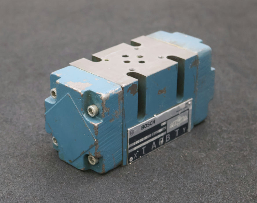 Bild des Artikels BOSCH-Hydraulikventil-Nr.-0-810-002-617-081WV10P1V3018TPTWS024/00-00