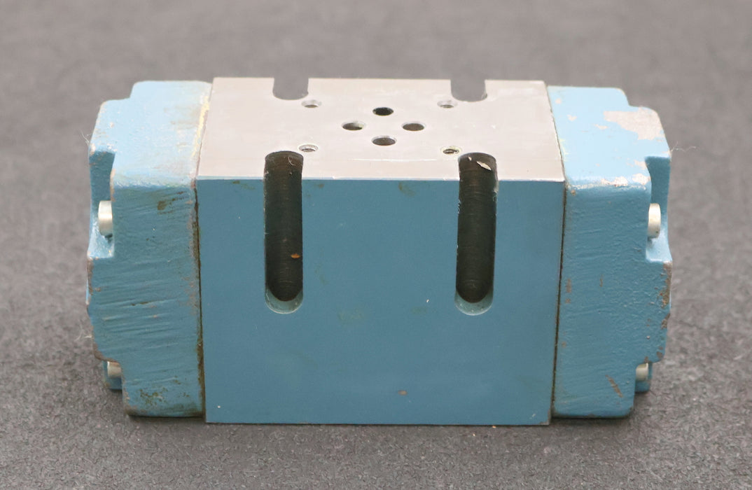 Bild des Artikels BOSCH-Hydraulikventil-Nr.-0-810-002-617-081WV10P1V3018TPTWS024/00-00