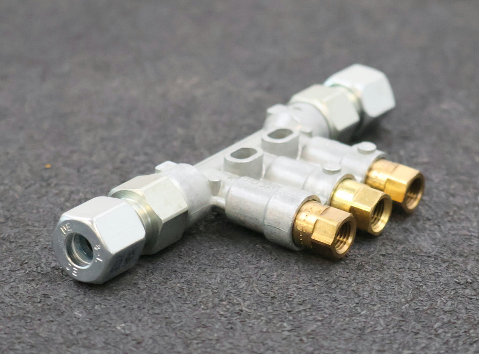 Bild des Artikels SKF-Schmierstoff-Verteiler-VGAA-343-433-300-V57-B-unbenutzt-in-OVP