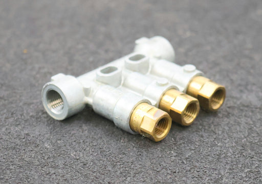 Bild des Artikels SKF-Schmierstoff-Verteiler-VGAA-343-434-400-unbenutzt-in-OVP