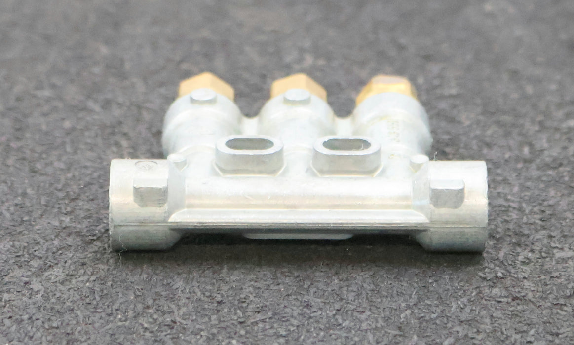 Bild des Artikels SKF-Schmierstoff-Verteiler-VGAA-343-434-400-unbenutzt-in-OVP