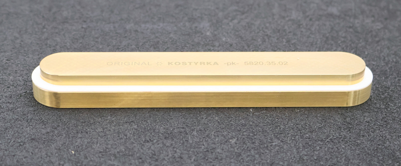 Bild des Artikels KOSTYRKA-Klemmstreifen-PK-Art.Nr.-5820.35.02-Material-Messing-Länge-190mm