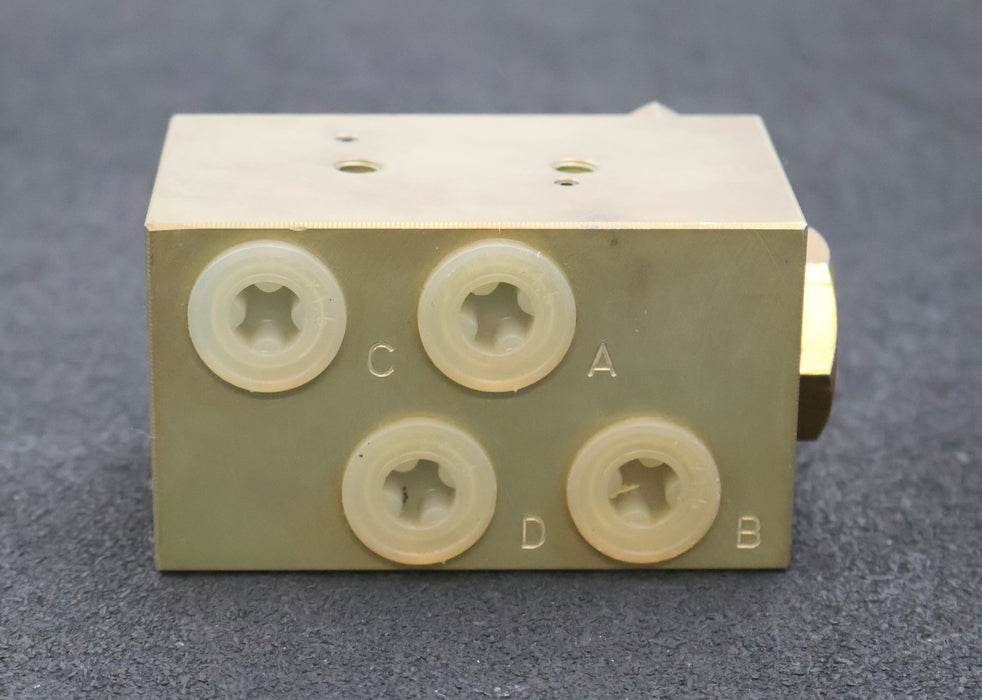 Bild des Artikels KAUP-Hydraulikventil-Typ-0420210081-ohne-Magnetblock-unbenutzt